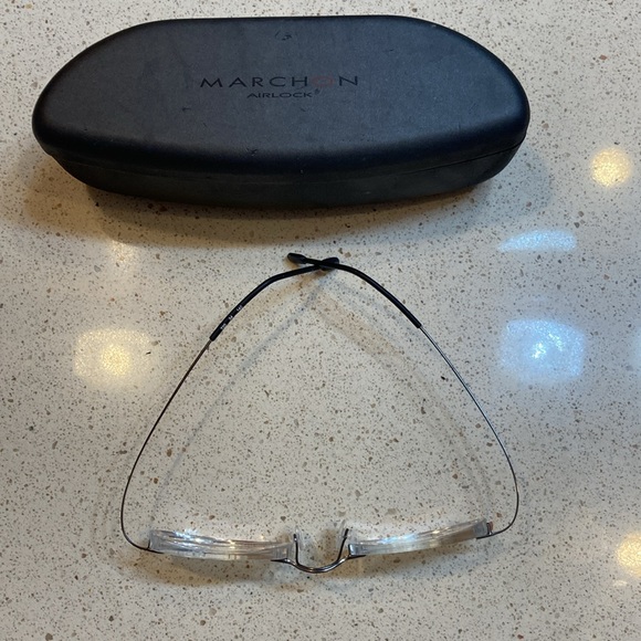 Marchon airlock, prescription eyeglass frame with case - Picture 2 of 4